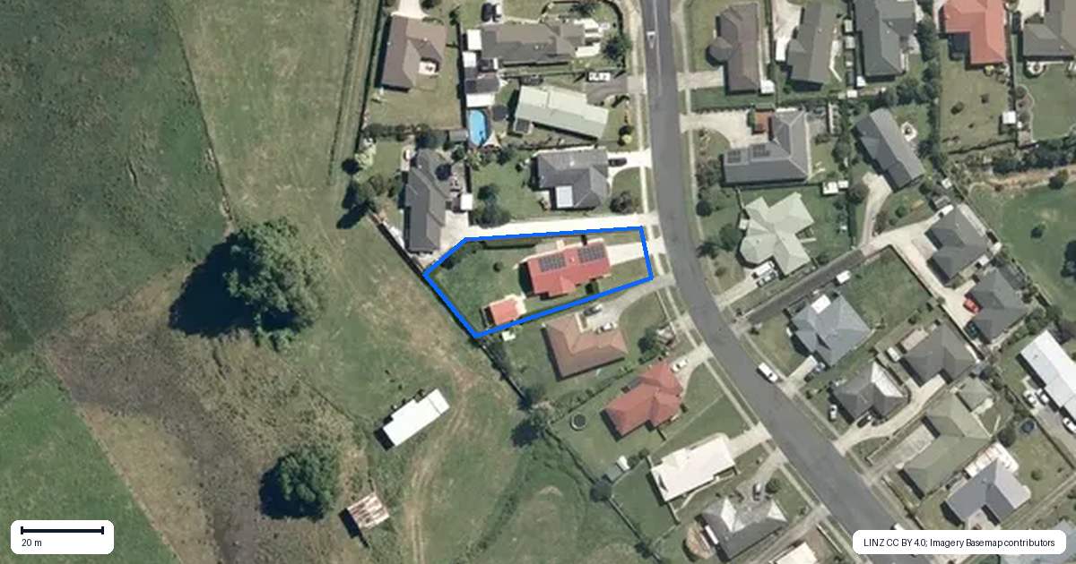 Property context map for 327 Chatsfield Drive, Te Awamutu