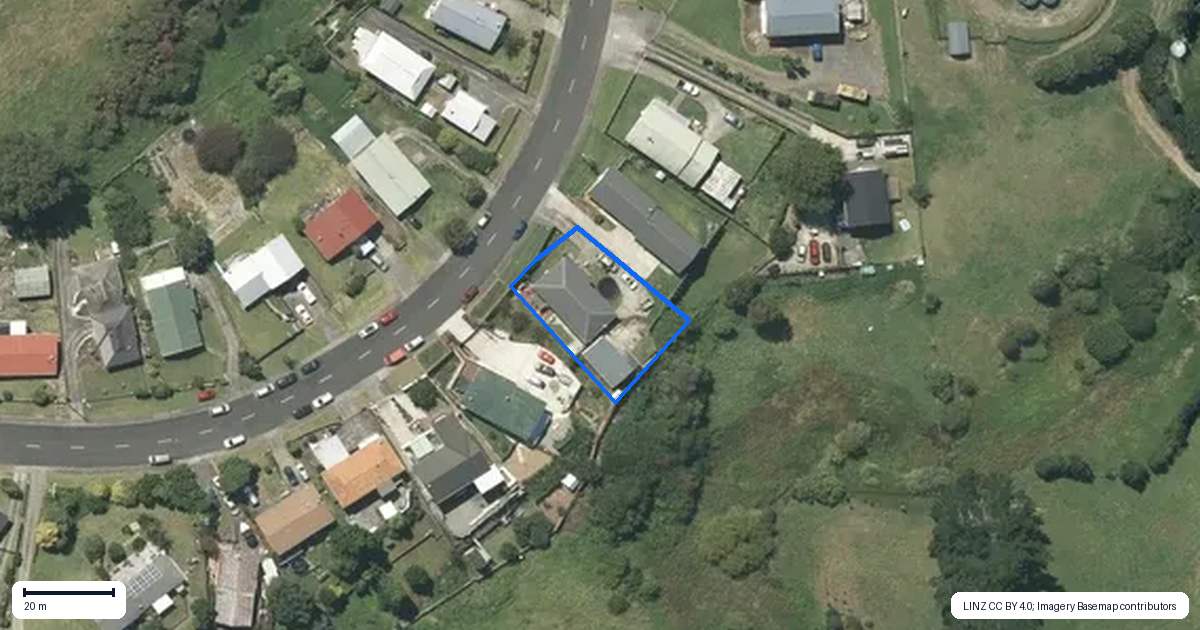 Property context map for 30 McVie Road, Huntly
