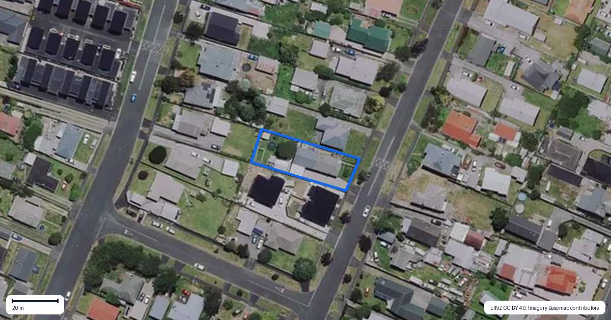 Property context map for 32 Irvine Street, Frankton, Hamilton