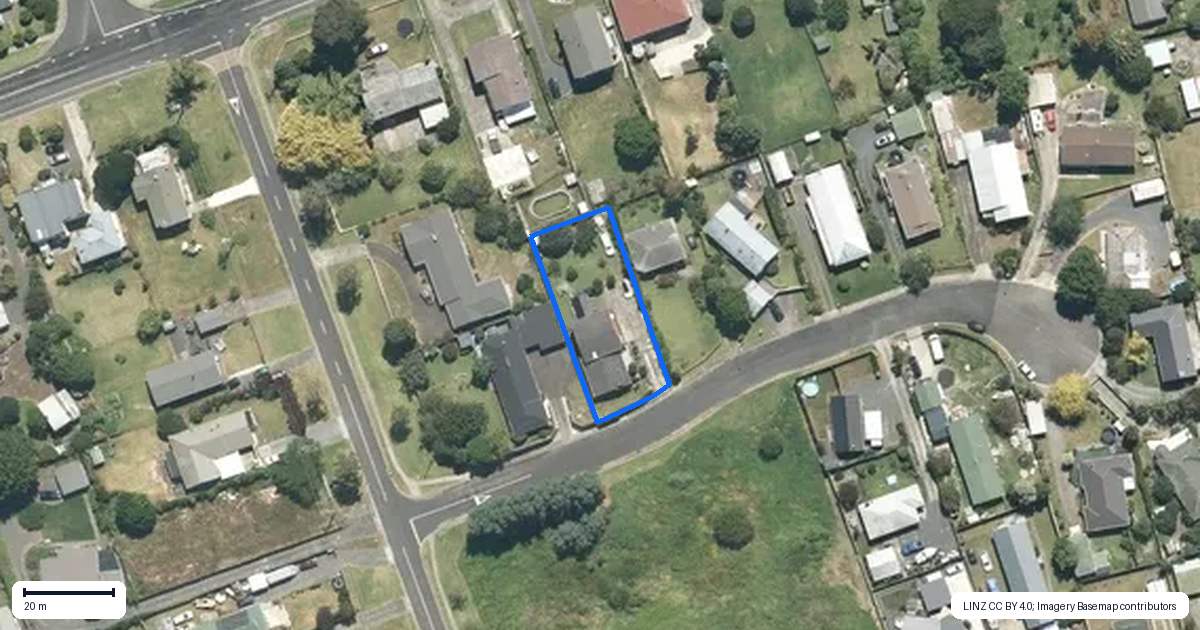 Property context map for 2 Kowhai Place, Te Kauwhata