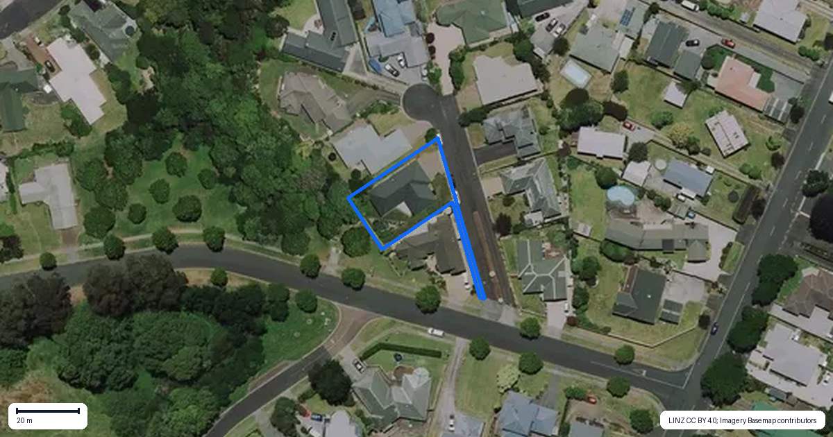 Property context map for 18 John Webb Drive, Glenview, Hamilton