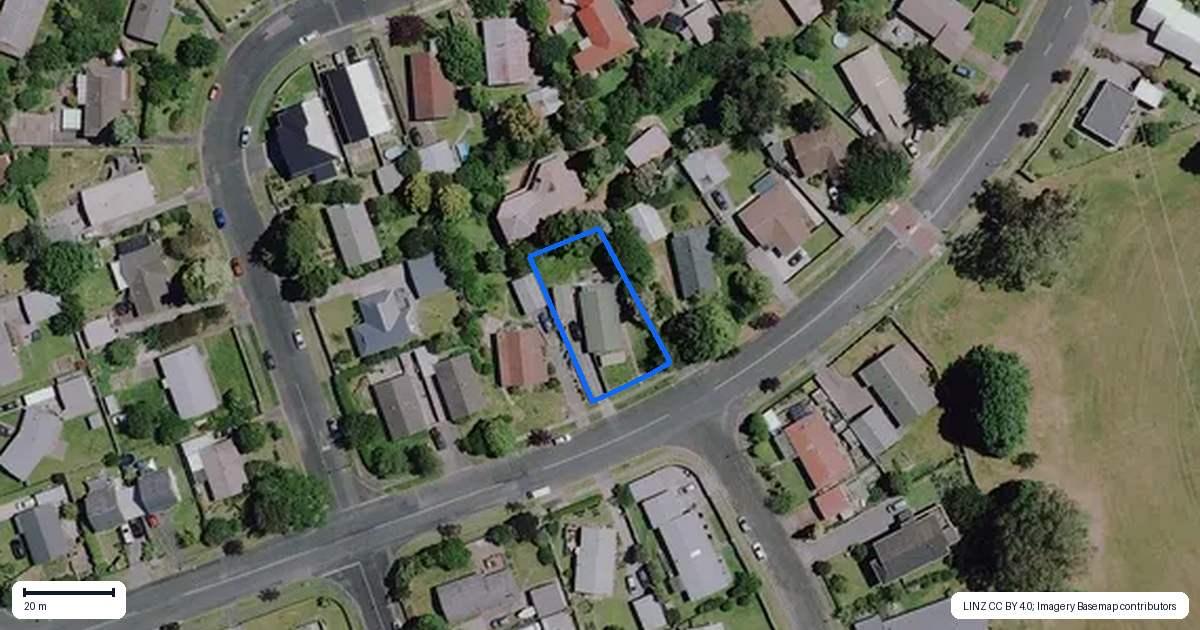 Property context map for 7 Radiata Street, Fairview Downs, Hamilton