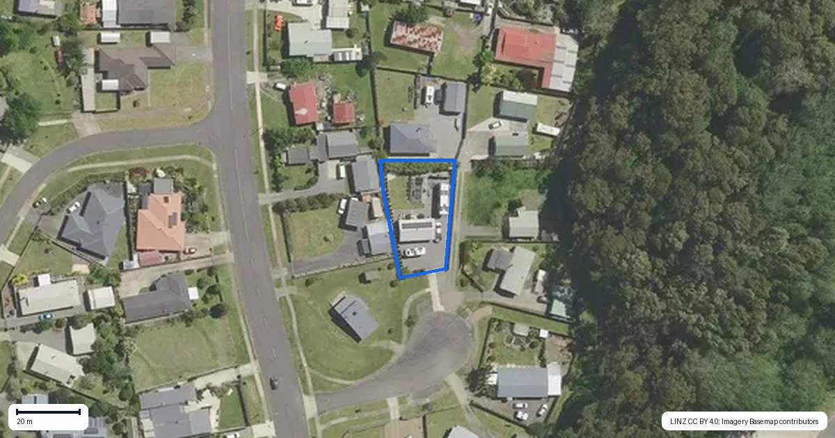 Property context map for 8 Ramsden Place, Kawerau
