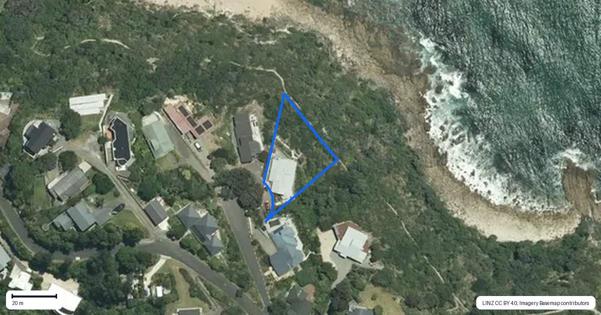 Property context map for 61 Motuhoa Road, Tairua