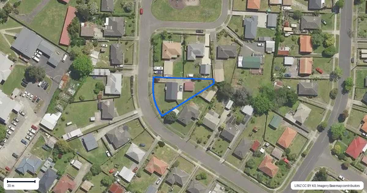 Property context map for 16 Robinson Street, Kawerau