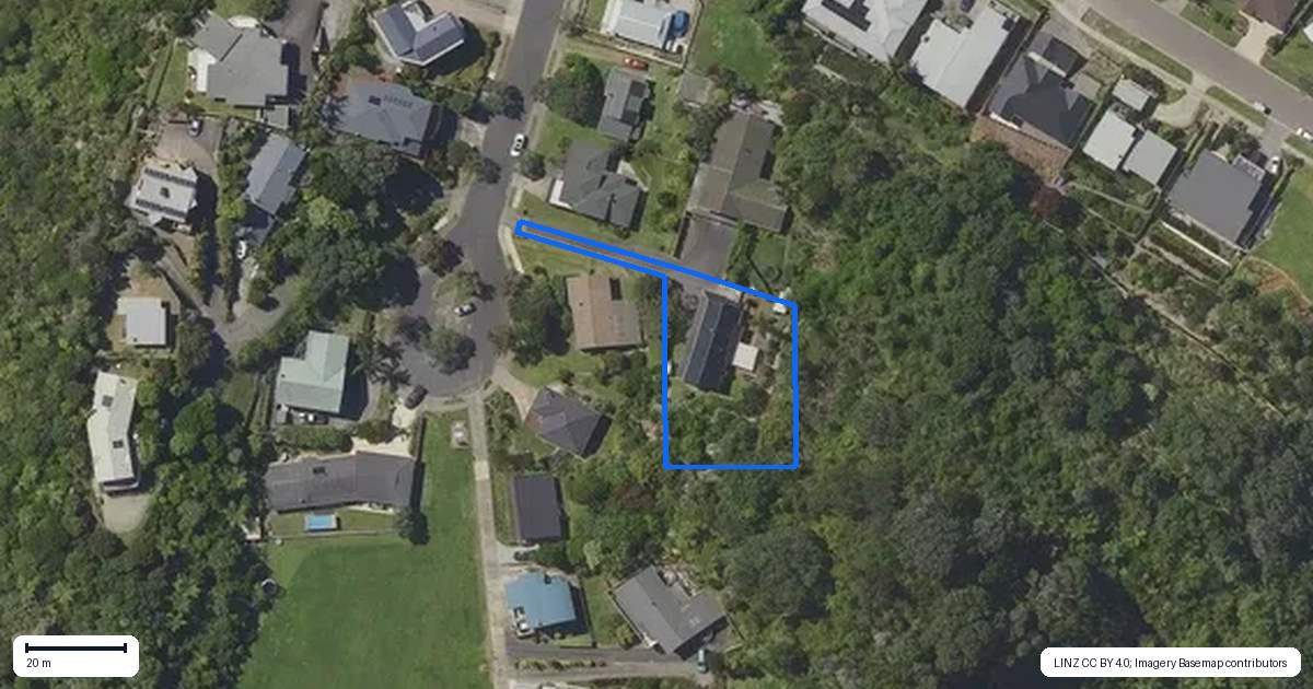 Property context map for 15 Claydon Place, Ohope
