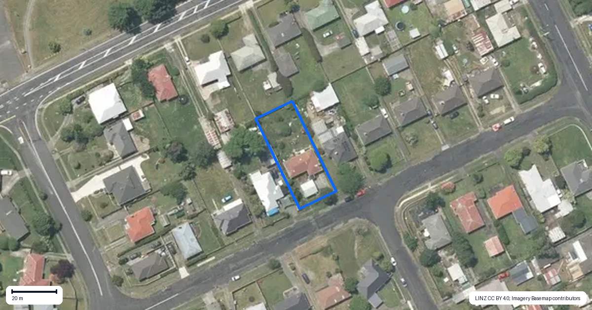 Property context map for 14 Charles Street, Tokoroa