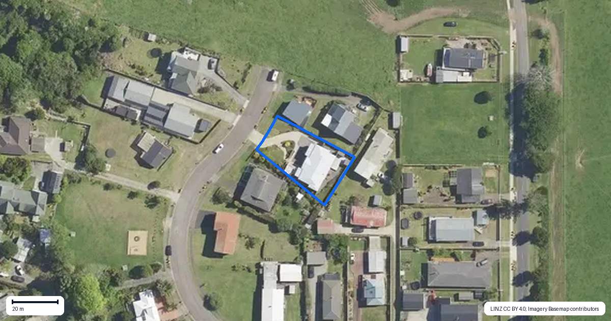 Property context map for 16 Ngaparaoa Drive, Maketu
