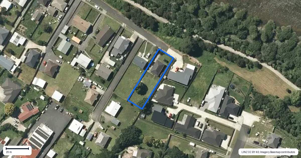 Property context map for 52 Waikato Esplanade, Ngaruawahia