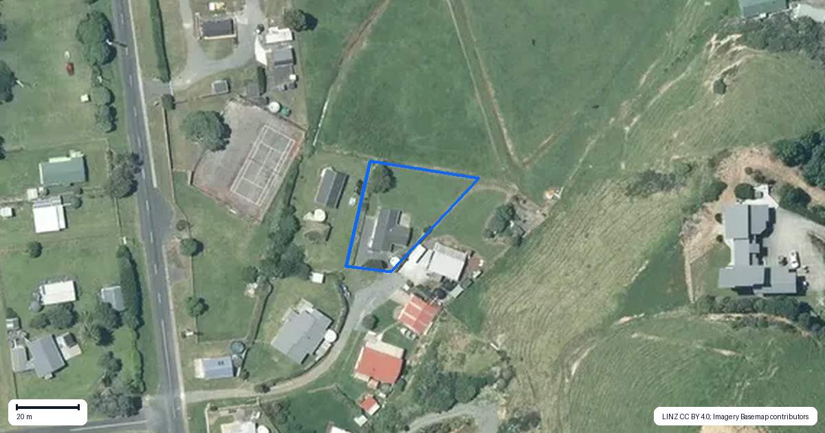 Property context map for 7 Rauparaha Street, Marokopa, Piopio