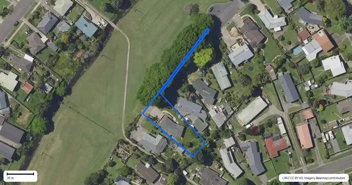 Property context map for 8 Eleanor Place, Whakatane