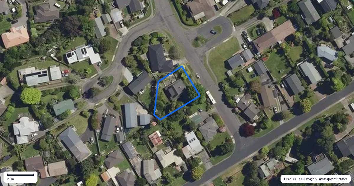 Property context map for 4 Aquarius Drive, Kawaha Point, Rotorua