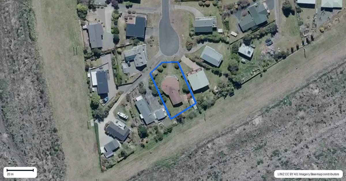 Property context map for 11 Parati Place, Motuoapa