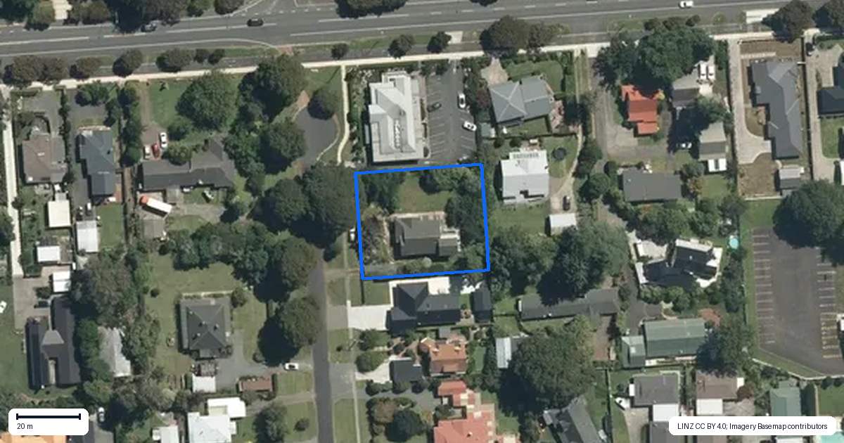 Property context map for 27 Hall Street, Cambridge