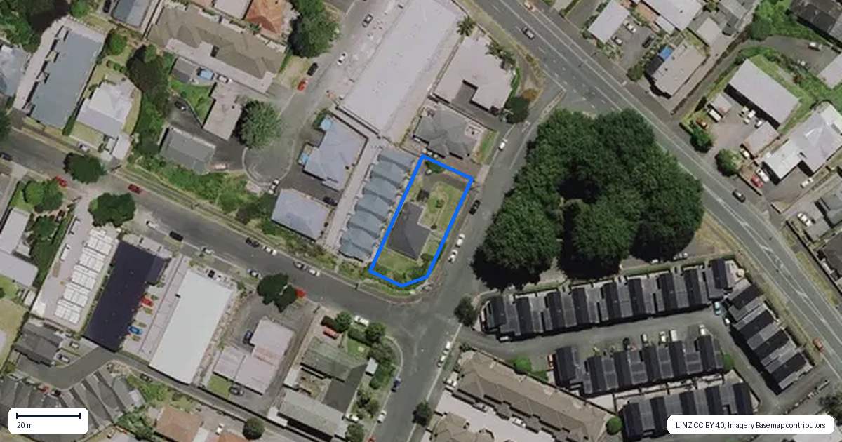Property context map for 10 Abbotsford Street, Whitiora, Hamilton