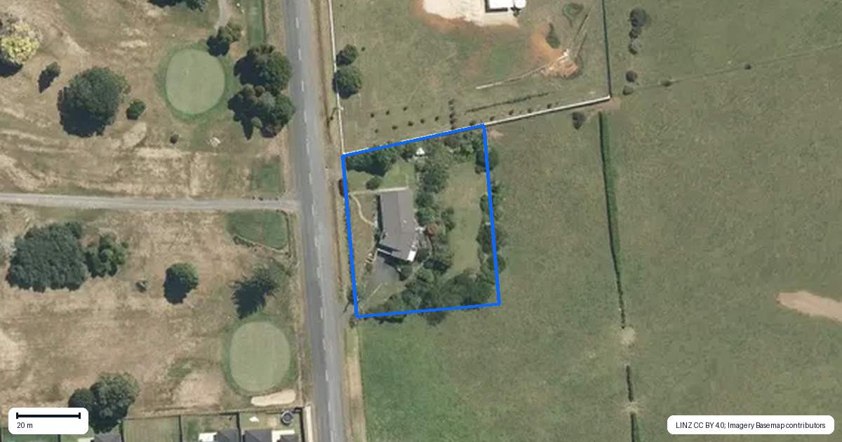 Property context map for 36 Swan Road, Te Kauwhata