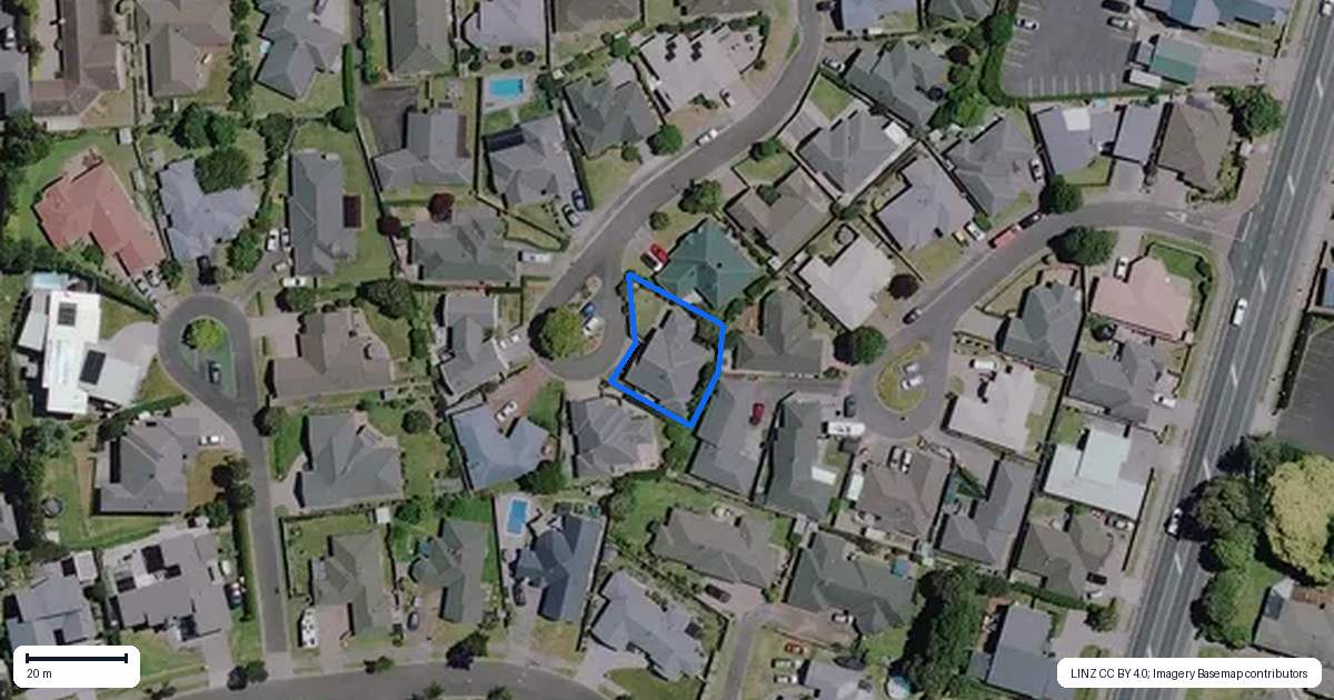 Property context map for 11 Callum Court, Rototuna, Hamilton