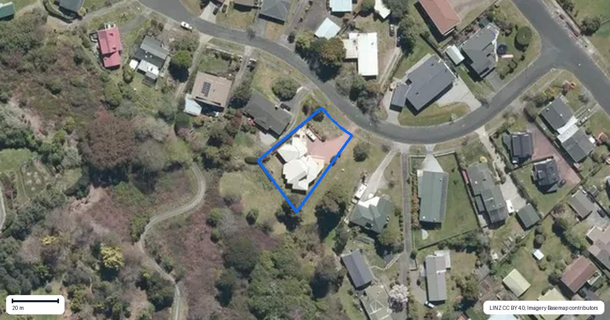 Property context map for 15 Cherry Lane, Acacia Bay, Taupo