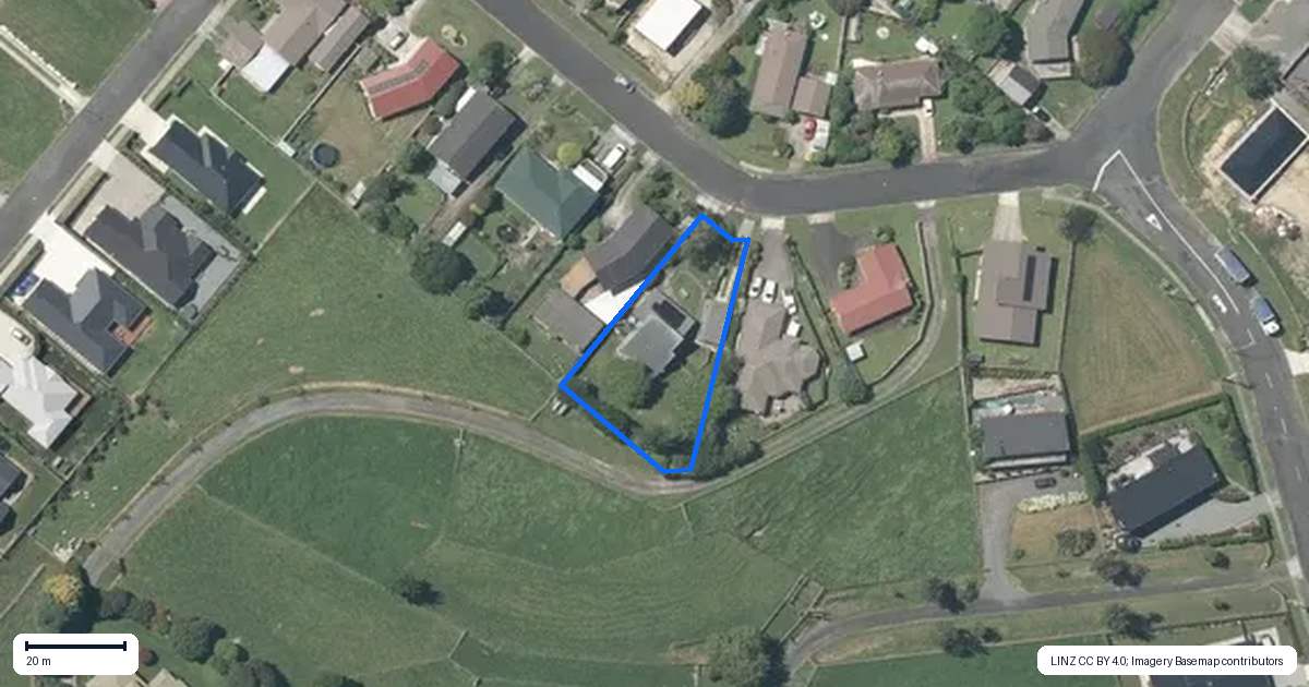 Property context map for 16 Hillcrest Street, Tirau