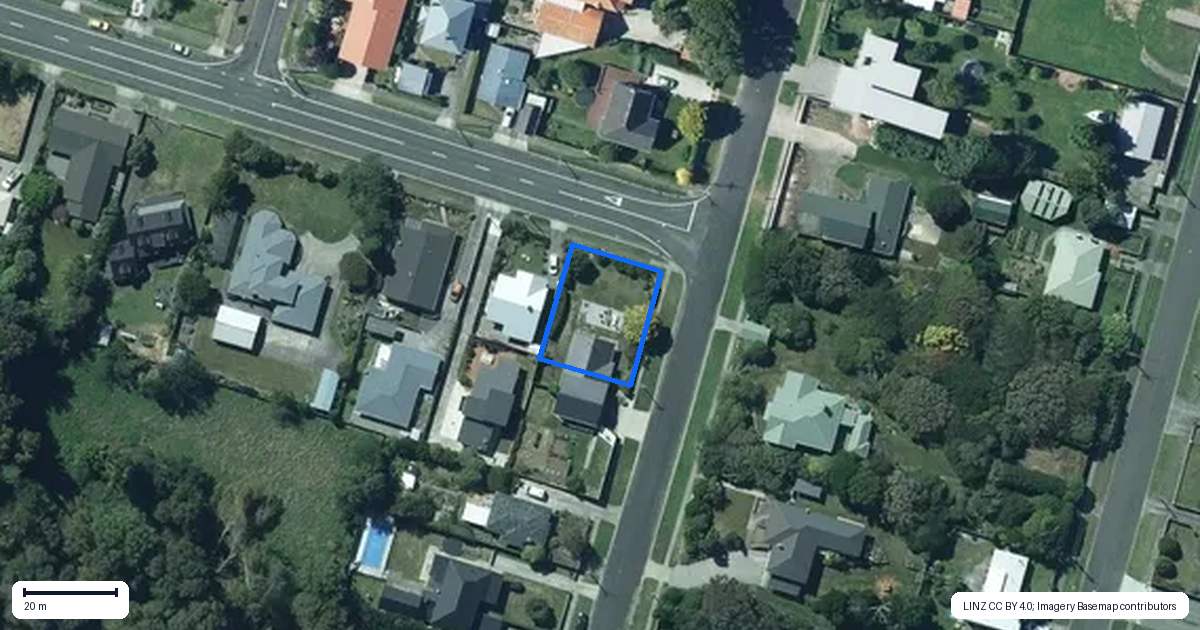 Property context map for 27 Cameron Street, Hawera