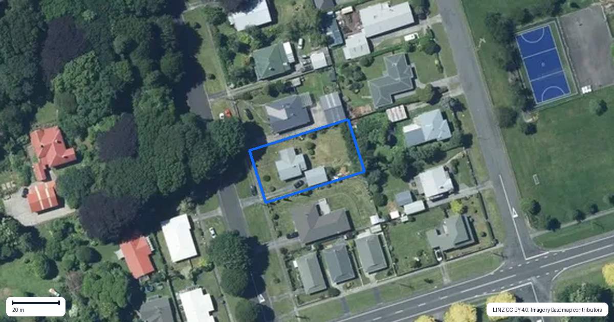 Property context map for 102 Hamlet Street, Stratford
