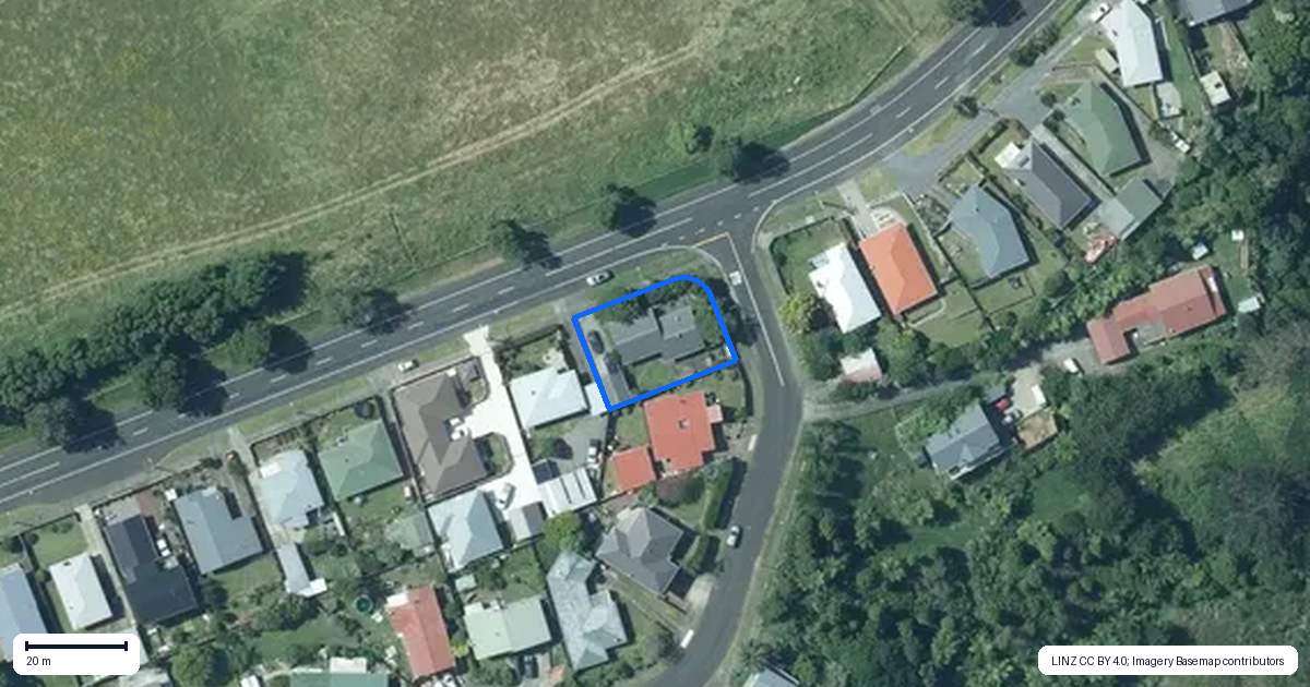 Property context map for 2 Harriet Place, Spotswood, New Plymouth
