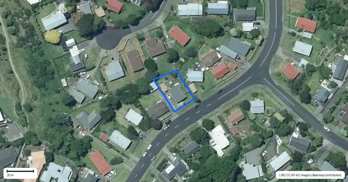 Property context map for 35 Riversdale Drive, Merrilands, New Plymouth
