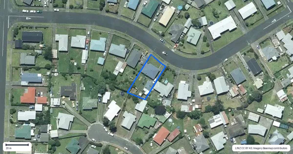 Property context map for 17 Hume Street, Waitara
