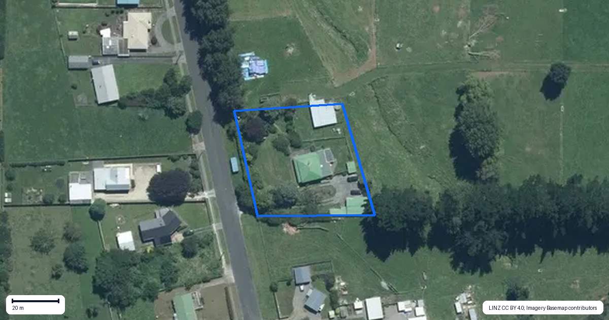 Property context map for 24 Castle Street, Eltham