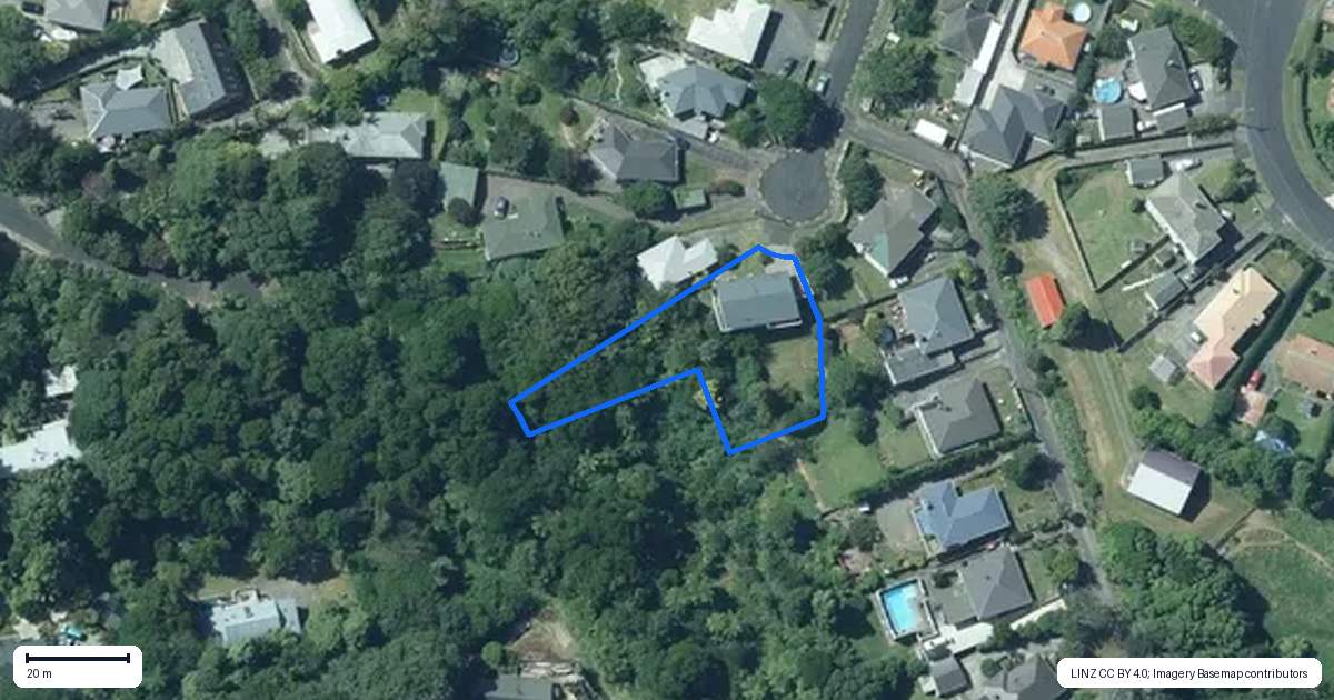 Property context map for 11 Tasman Street, Vogeltown, New Plymouth