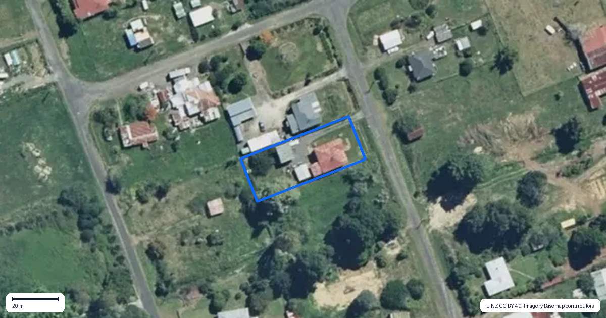 Property context map for 30 Huia Street, Ohura