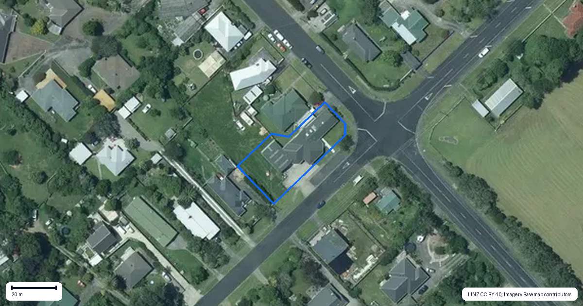 Property context map for 56 Cumming Street, Okato