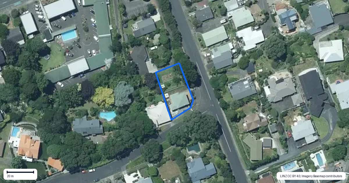 Property context map for 76 Belt Road, New Plymouth