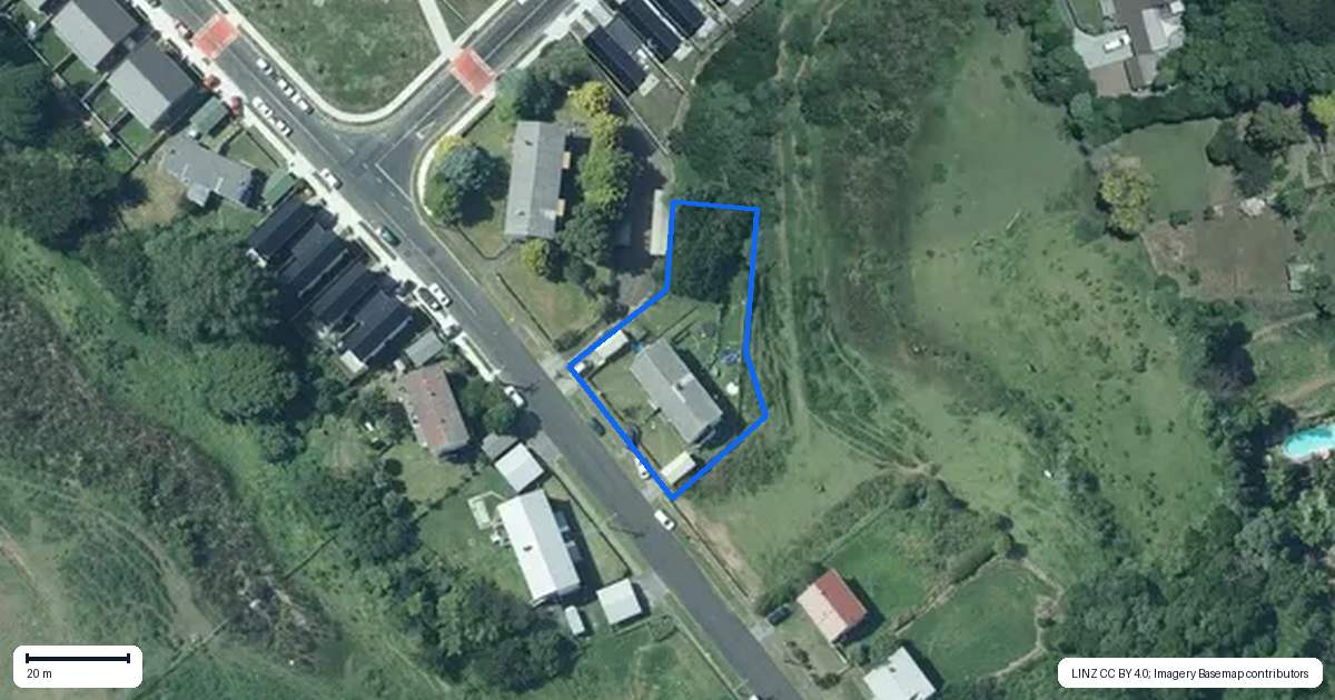 Property context map for 72 Banks Street, Marfell, New Plymouth