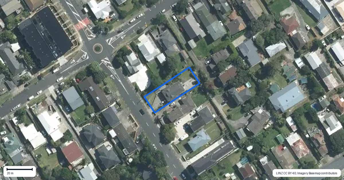 Property context map for 4 Burns Avenue, Takapuna, Auckland