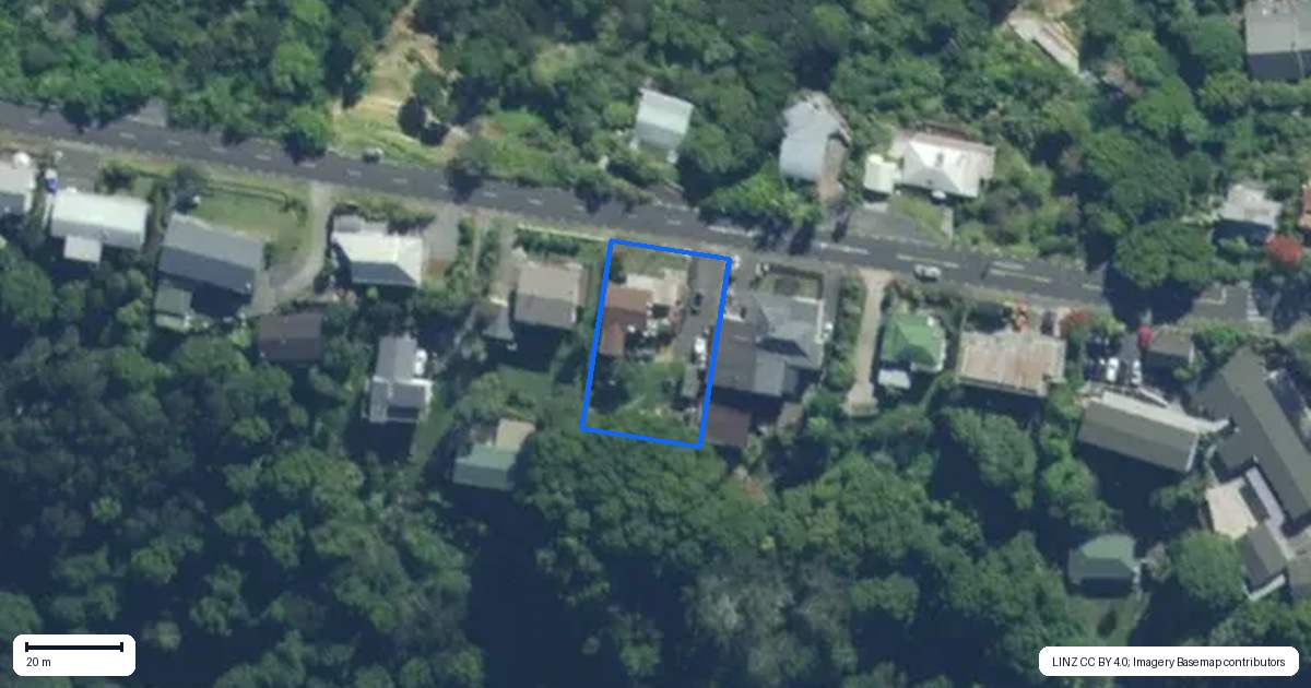 Property context map for 16 Franklin Street, Opua