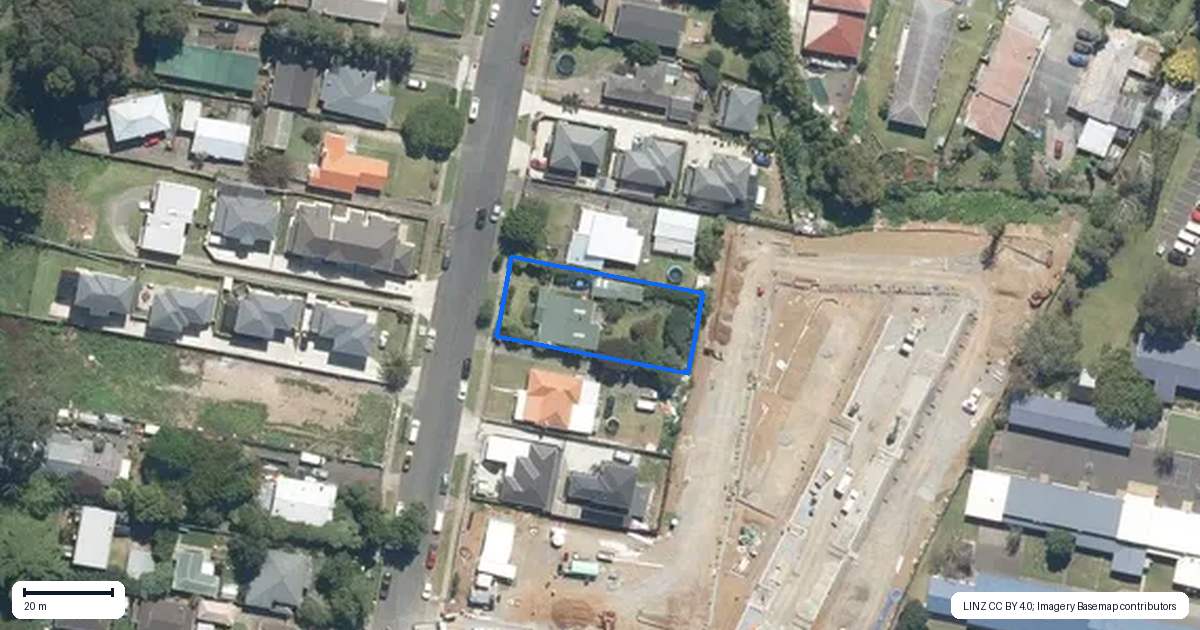 Property context map for 20 Earlsworth Road, Mangere East, Auckland