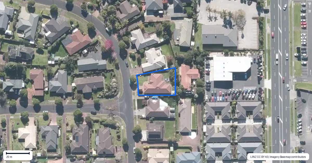 Property context map for 52 Bob Charles Drive, Golflands, Auckland