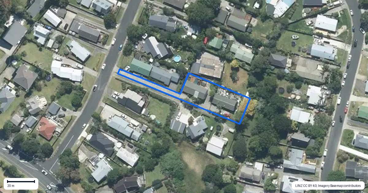 Property context map for 2/15 Dobell Road, Stanmore Bay, Whangaparaoa