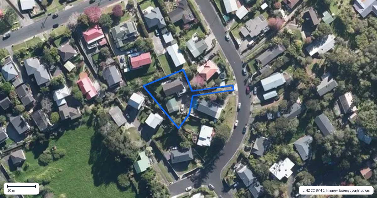 Property context map for 5 West Glade Crescent, Birkenhead, Auckland