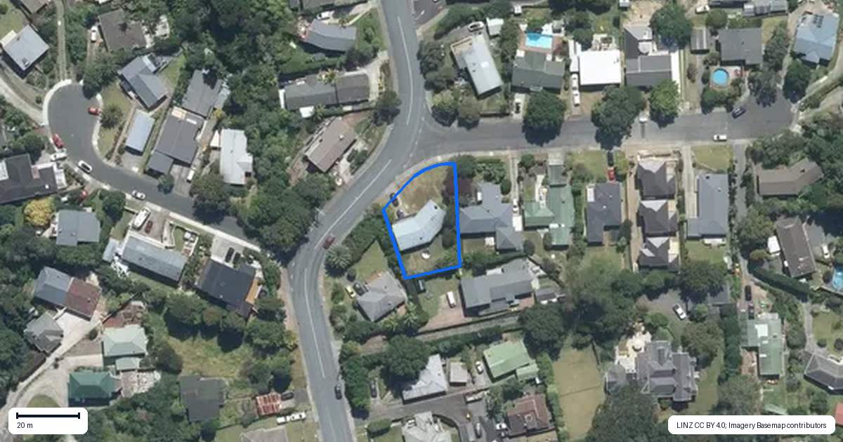 Property context map for 65 Roseberry Avenue, Birkenhead, Auckland