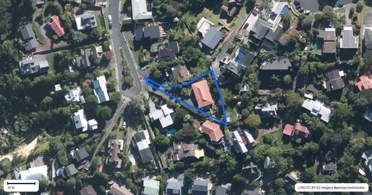 Property context map for 32 Telstar Place, Beach Haven, Auckland