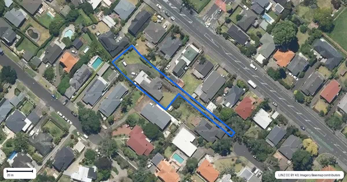 Property context map for 12 Toroa Terrace, Mount Albert, Auckland