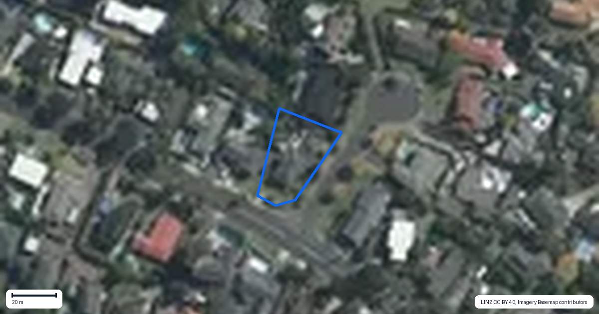 Property context map for 2 Hill Rise, Sunnyhills, Auckland
