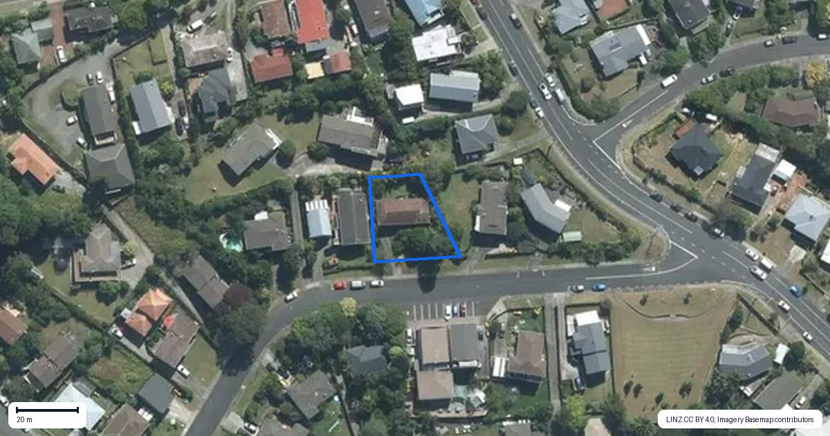 Property context map for 5 Laurina Road, Sunnynook, Auckland