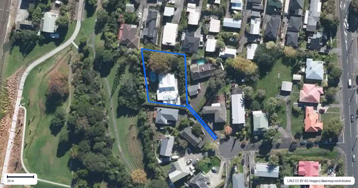 Property context map for 9 Acton Place, Avondale, Auckland
