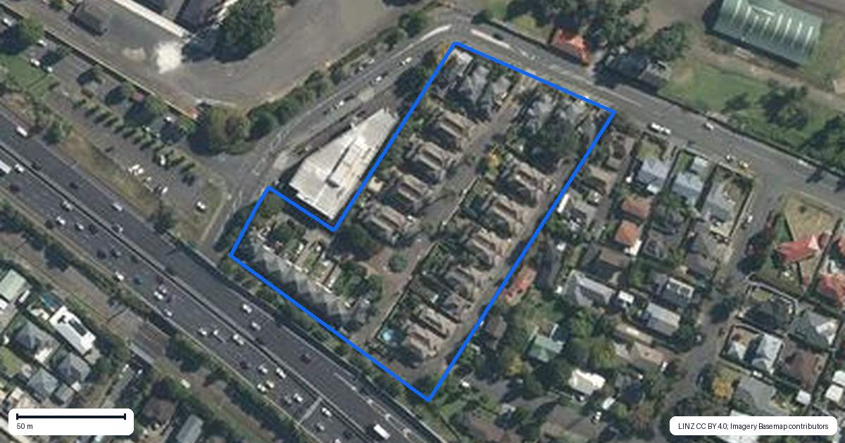 Property context map for 9 Canterbury Park Lane, Ellerslie, Auckland