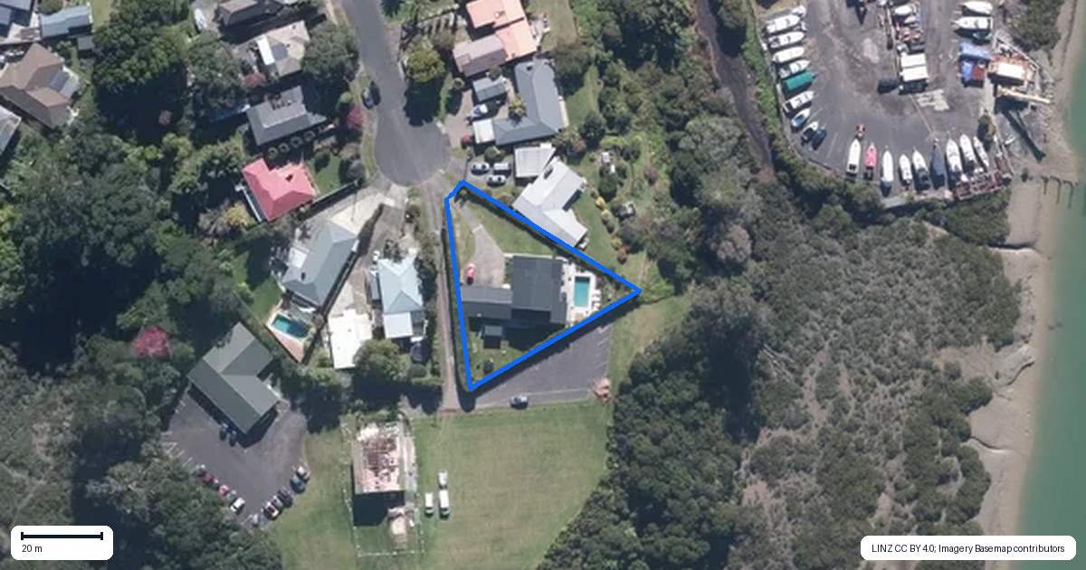 Property context map for 56 Covil Avenue, Te Atatu South, Auckland