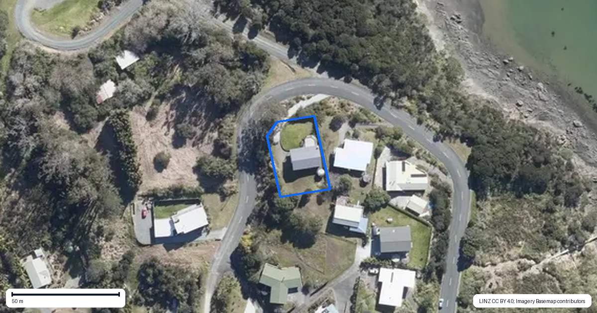 Property context map for 15 Powells Road, Cable Bay