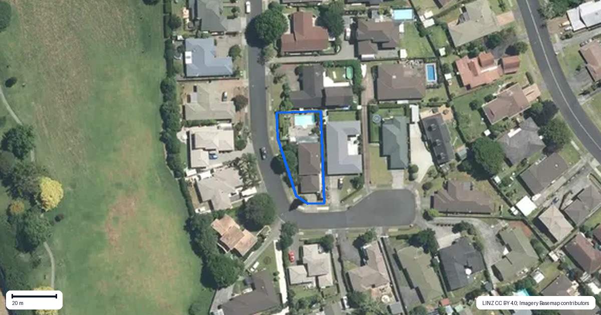 Property context map for 16 Len Garlick Place, Pahurehure, Papakura